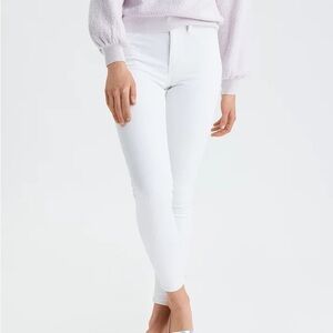 American Eagle Outfitters Women's Crisp White Skinny Jeans
